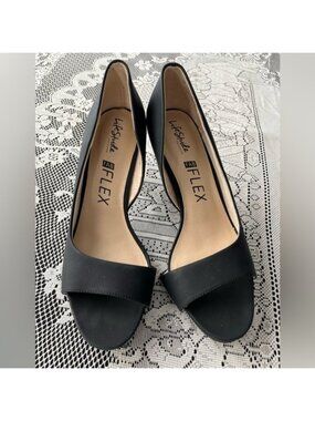 Life Stride Black Open-Toe Heels